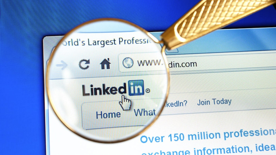 5 Ways for the Firearms Retailer to Use LinkedIn